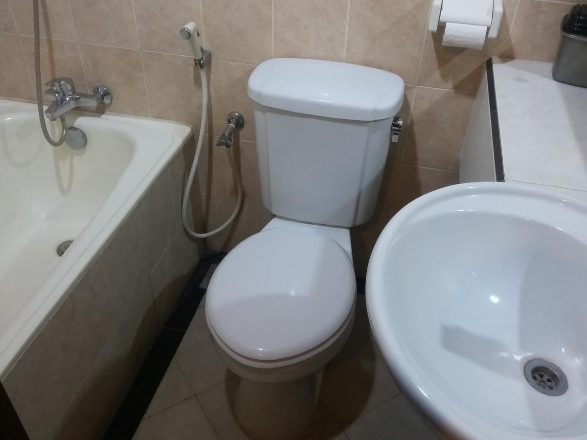 Hotel Kharisma Madiun Exteriér fotografie