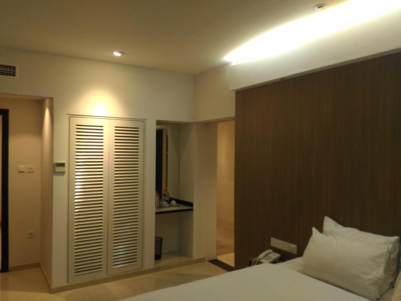 Hotel Kharisma Madiun Exteriér fotografie